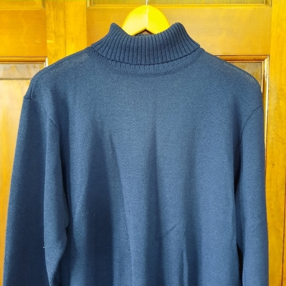 Eileen Fisher Italian Yarn Navy Blue Knit Ribbed Turtleneck Sweater Size Medium - Picture 2 of 10